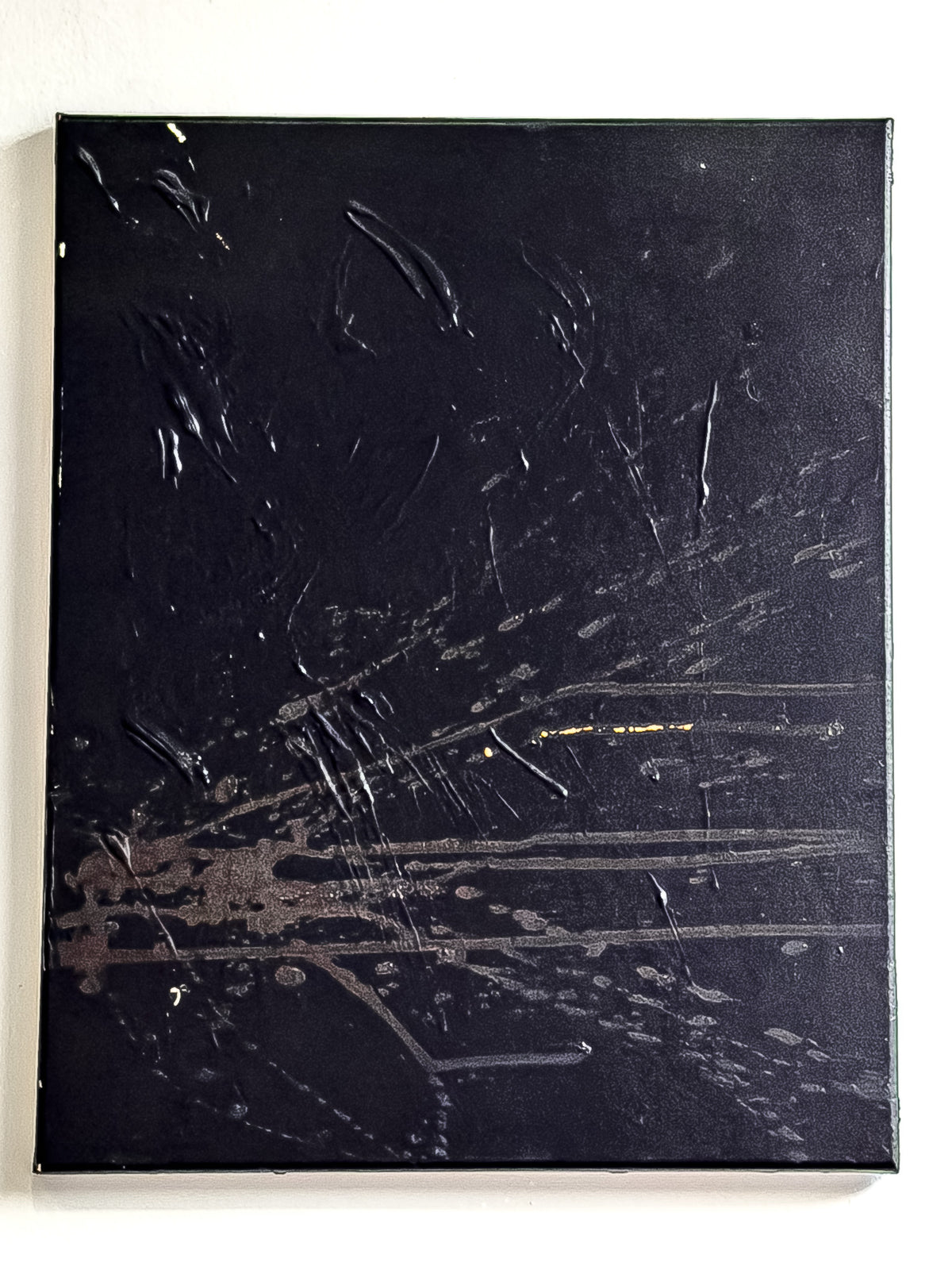 Black 001